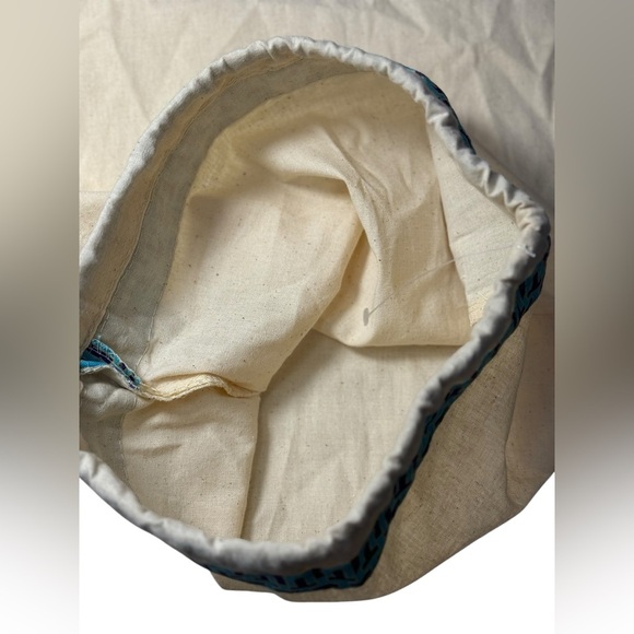 Tory Burch Drawstring Dust Bag Ivory w Blue/Green/Purple Ribbon 15" X 11.5" gold - Picture 5 of 7